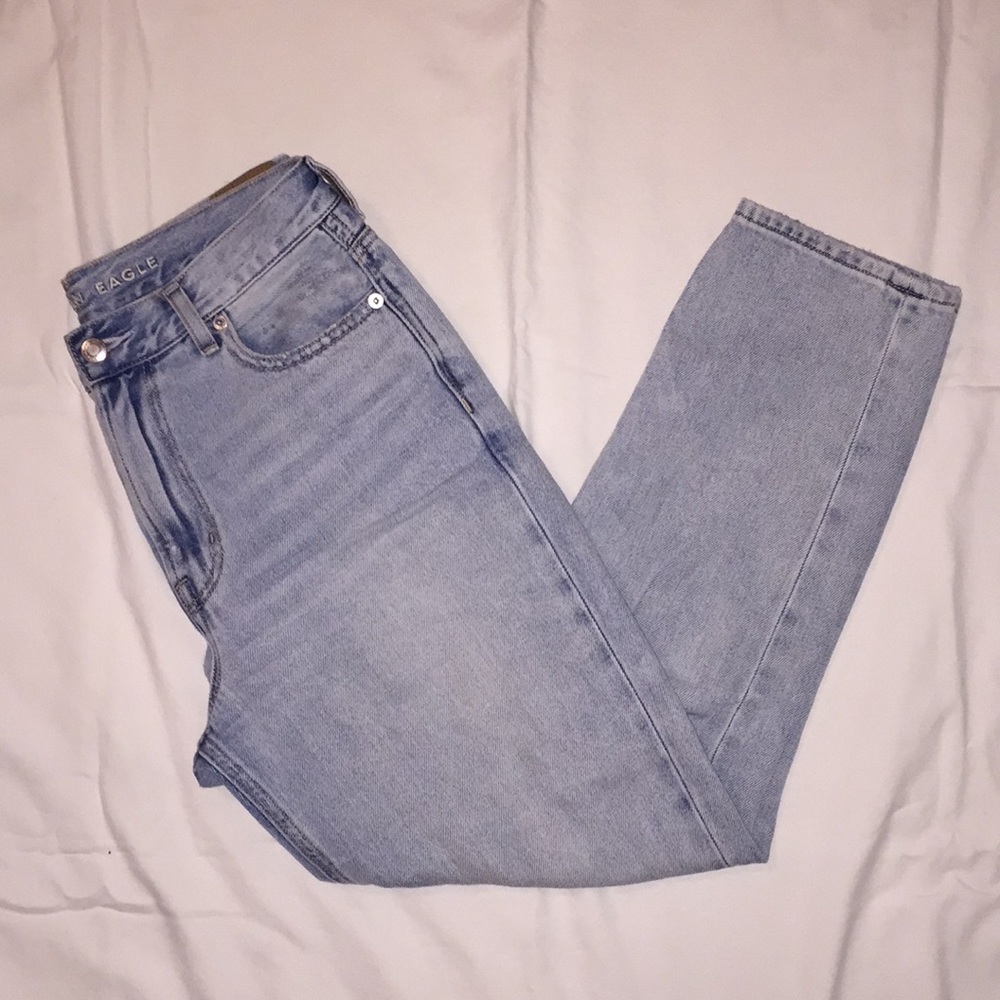 American Eagle Mom Jeans
